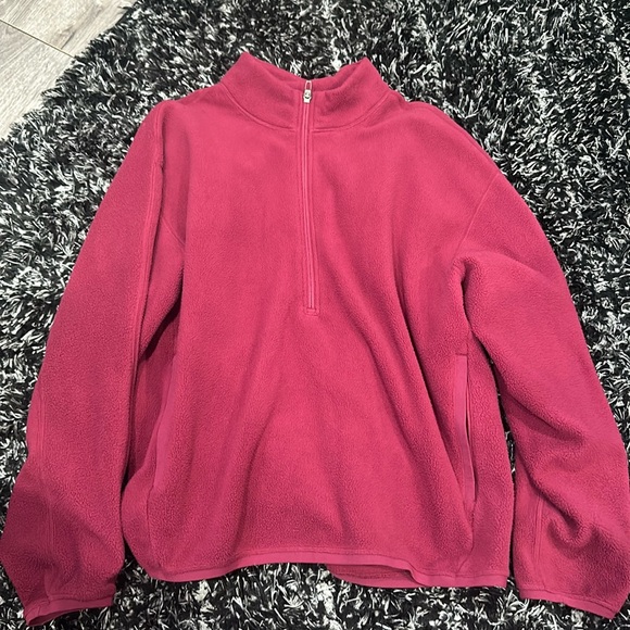 Oversized Fit Fleece - Picture 2 of 4